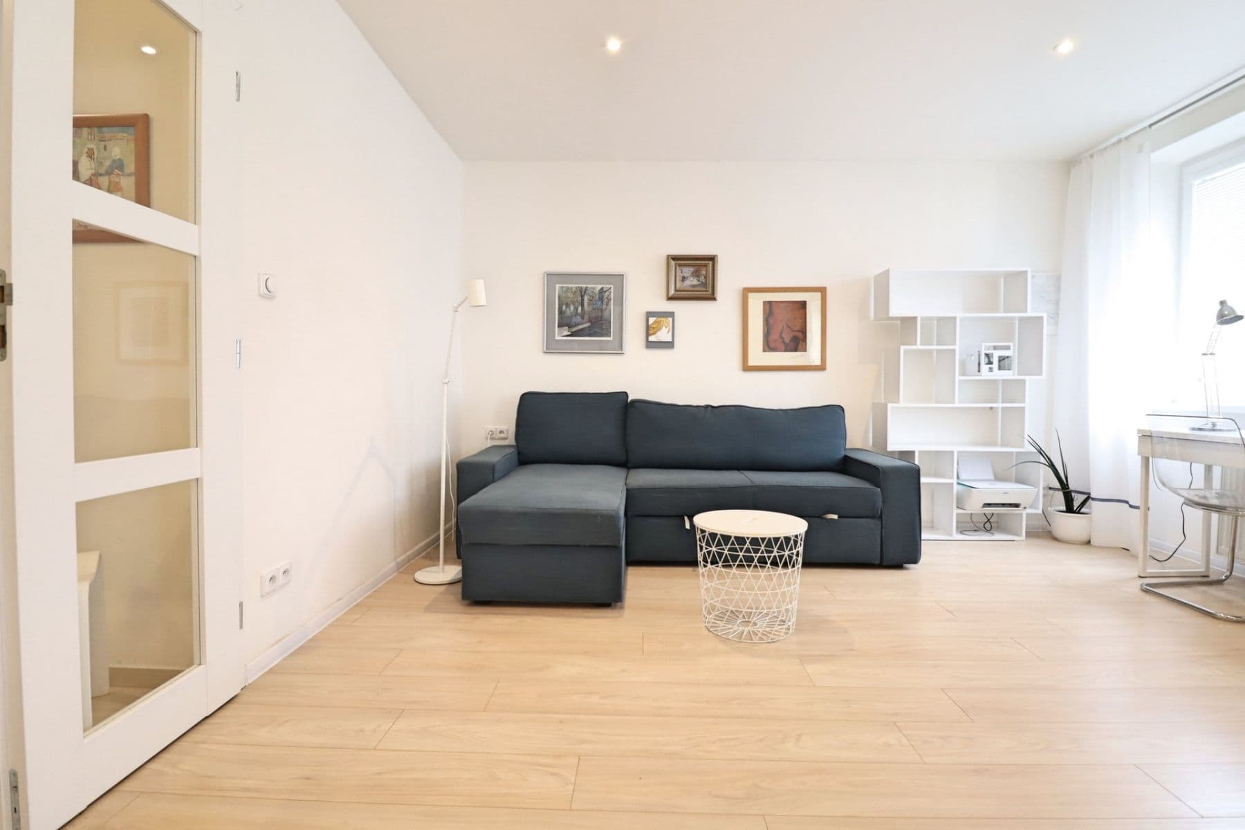Prenájom bytu 2-izbový 59 m², Jerevanská, Praha, Praha Prenájom bytu 2-izbový 59 m², Jerevanská, Praha, Praha