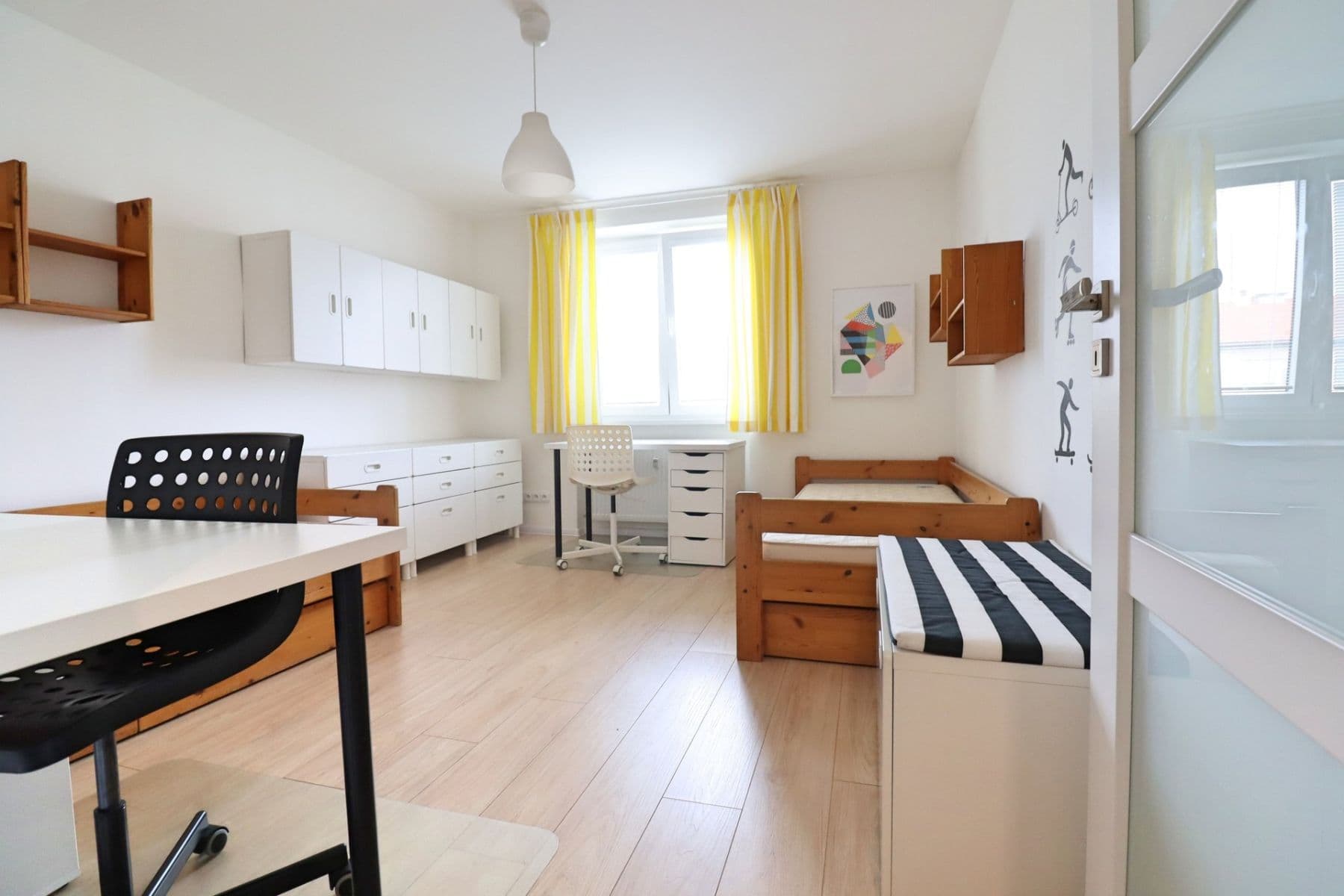 Prenájom bytu 2-izbový 59 m², Jerevanská, Praha, Praha Prenájom bytu 2-izbový 59 m², Jerevanská, Praha, Praha