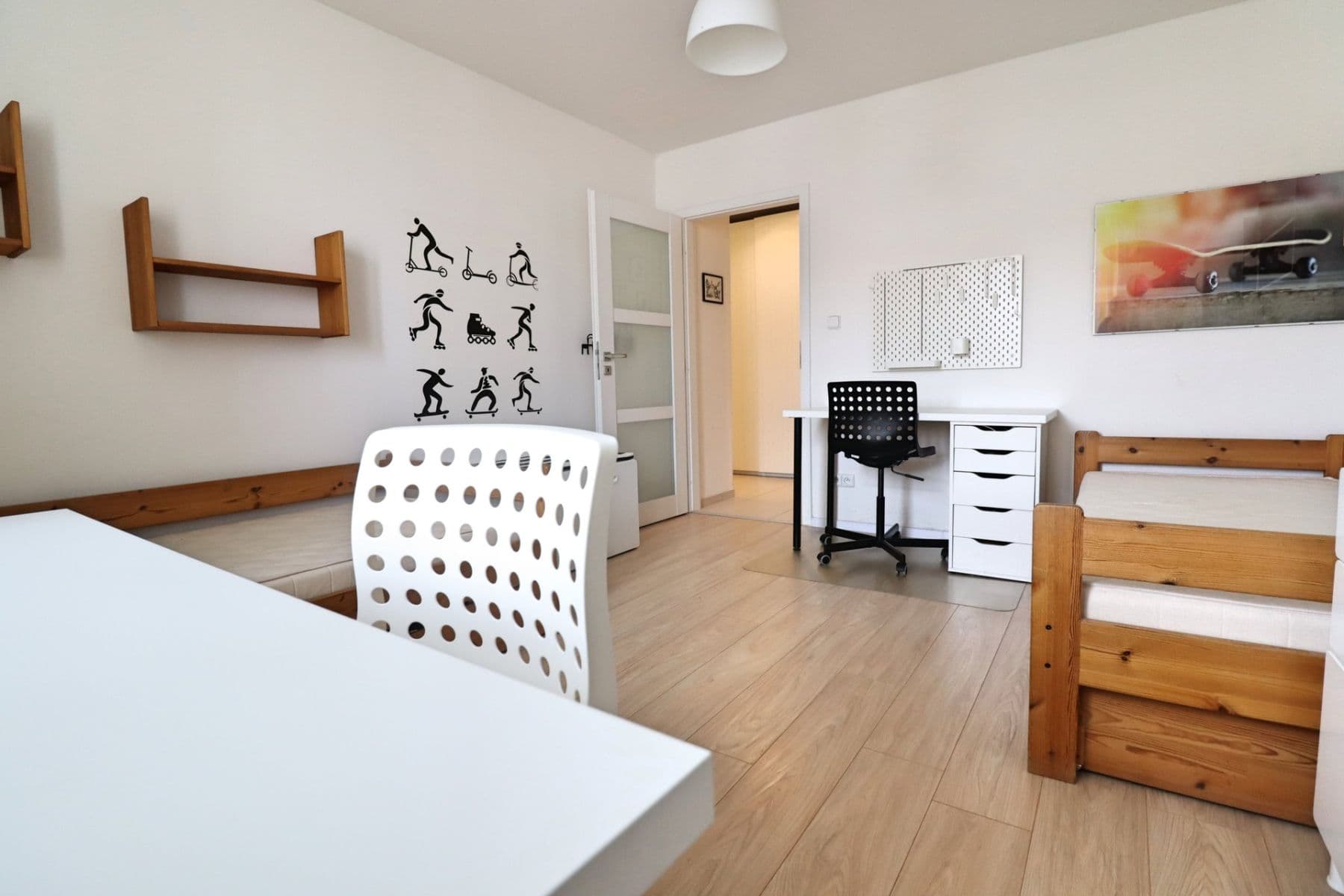 Prenájom bytu 2-izbový 59 m², Jerevanská, Praha, Praha Prenájom bytu 2-izbový 59 m², Jerevanská, Praha, Praha