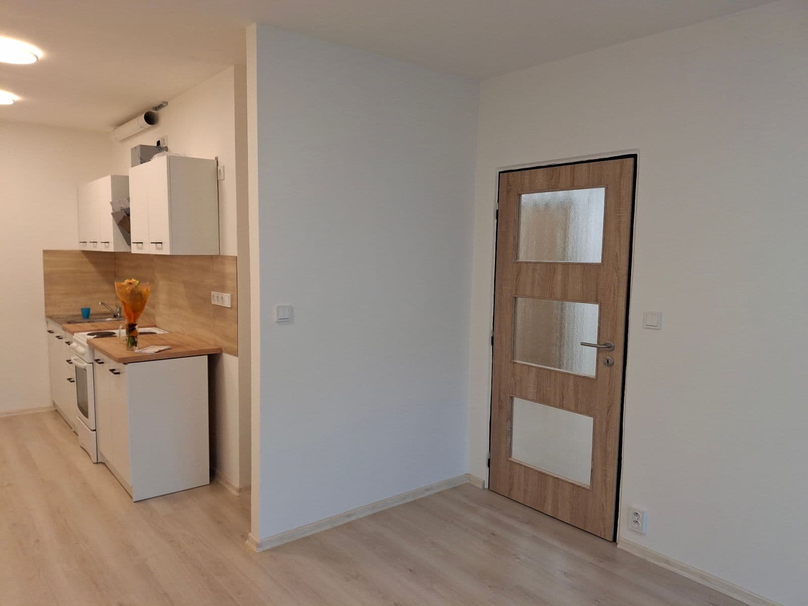 Prenájom bytu 2-izbový 50 m², Janovská, Praha, Praha Prenájom bytu 2-izbový 50 m², Janovská, Praha, Praha