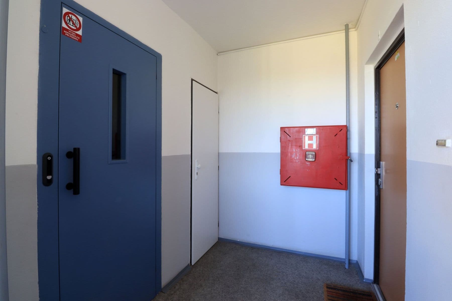 Prenájom bytu 3-izbový 68 m², Jerevanská, Kladno, Středočeský kraj Prenájom bytu 3-izbový 68 m², Jerevanská, Kladno, Středočeský kraj