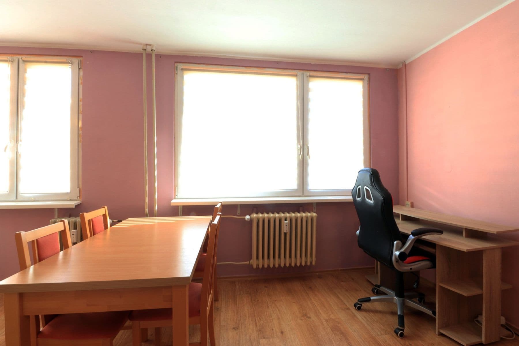 Prenájom bytu 3-izbový 68 m², Jerevanská, Kladno, Středočeský kraj Prenájom bytu 3-izbový 68 m², Jerevanská, Kladno, Středočeský kraj