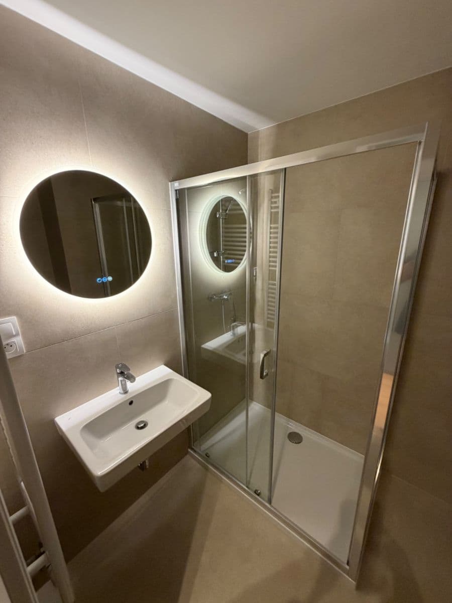 Prenájom bytu 2-izbový 58 m², Kladno, Středočeský kraj Prenájom bytu 2-izbový 58 m², Kladno, Středočeský kraj