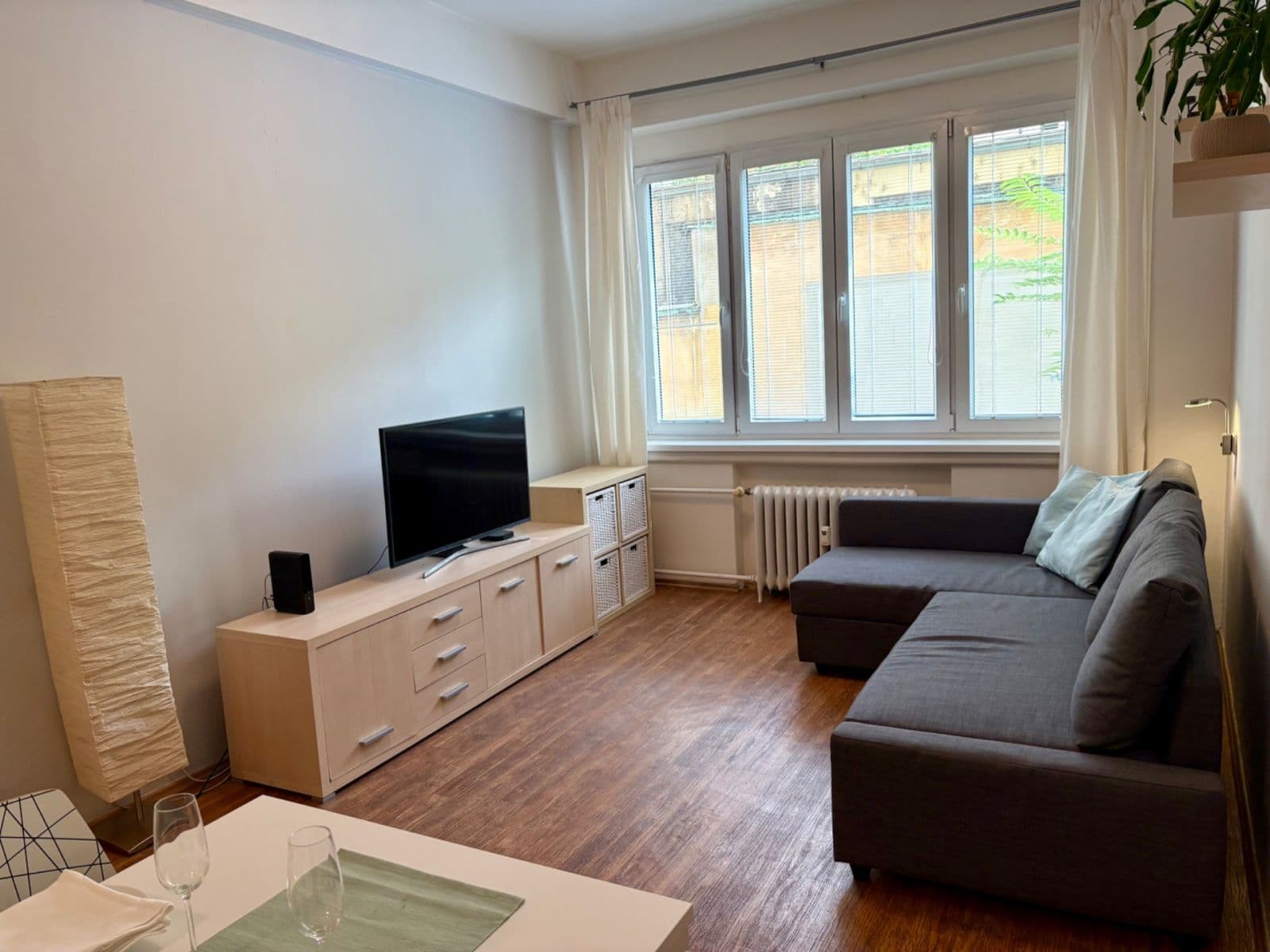 Prenájom bytu 2-izbový 50 m², Veverkova, Praha, Praha Prenájom bytu 2-izbový 50 m², Veverkova, Praha, Praha