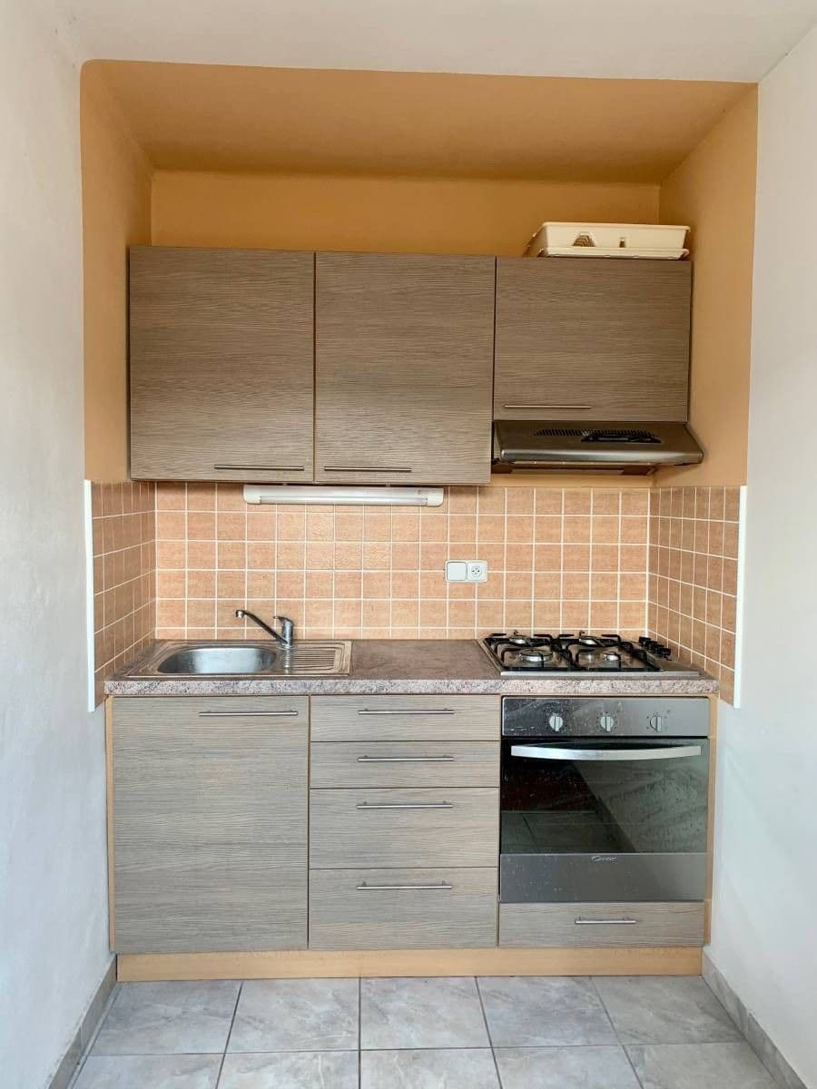 Prenájom bytu 1-izbový 36 m², Dánská, Olomouc, Olomoucký kraj Prenájom bytu 1-izbový 36 m², Dánská, Olomouc, Olomoucký kraj