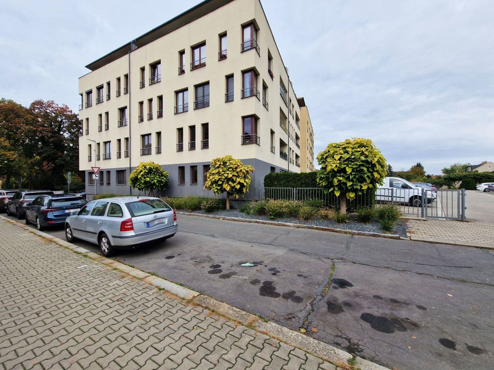 Prenájom bytu 2-izbový 73 m², Chelčického, Kolín, Středočeský kraj Prenájom bytu 2-izbový 73 m², Chelčického, Kolín, Středočeský kraj