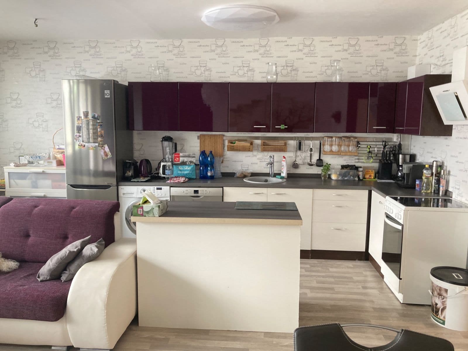 Predaj bytu 3-izbový 80 m², U Jezera, Praha, Praha Predaj bytu 3-izbový 80 m², U Jezera, Praha, Praha