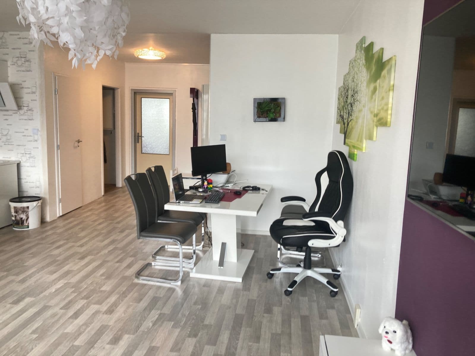 Predaj bytu 3-izbový 80 m², U Jezera, Praha, Praha Predaj bytu 3-izbový 80 m², U Jezera, Praha, Praha