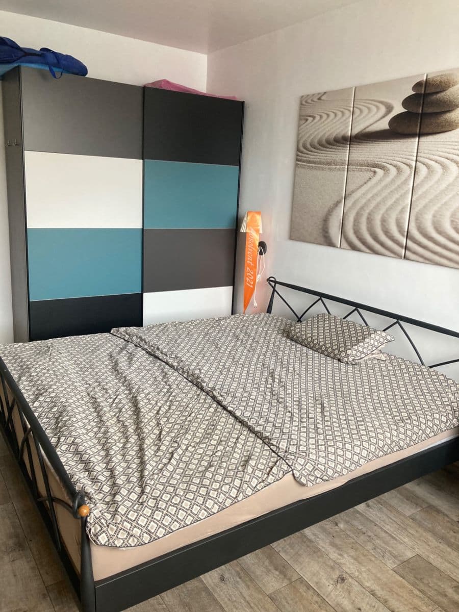 Predaj bytu 3-izbový 80 m², U Jezera, Praha, Praha Predaj bytu 3-izbový 80 m², U Jezera, Praha, Praha