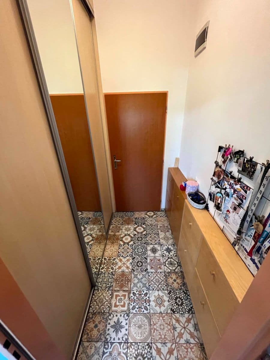 Predaj bytu 3-izbový 63 m², Dlouhá, Veverská Bítýška, Jihomoravský kraj Predaj bytu 3-izbový 63 m², Dlouhá, Veverská Bítýška, Jihomoravský kraj