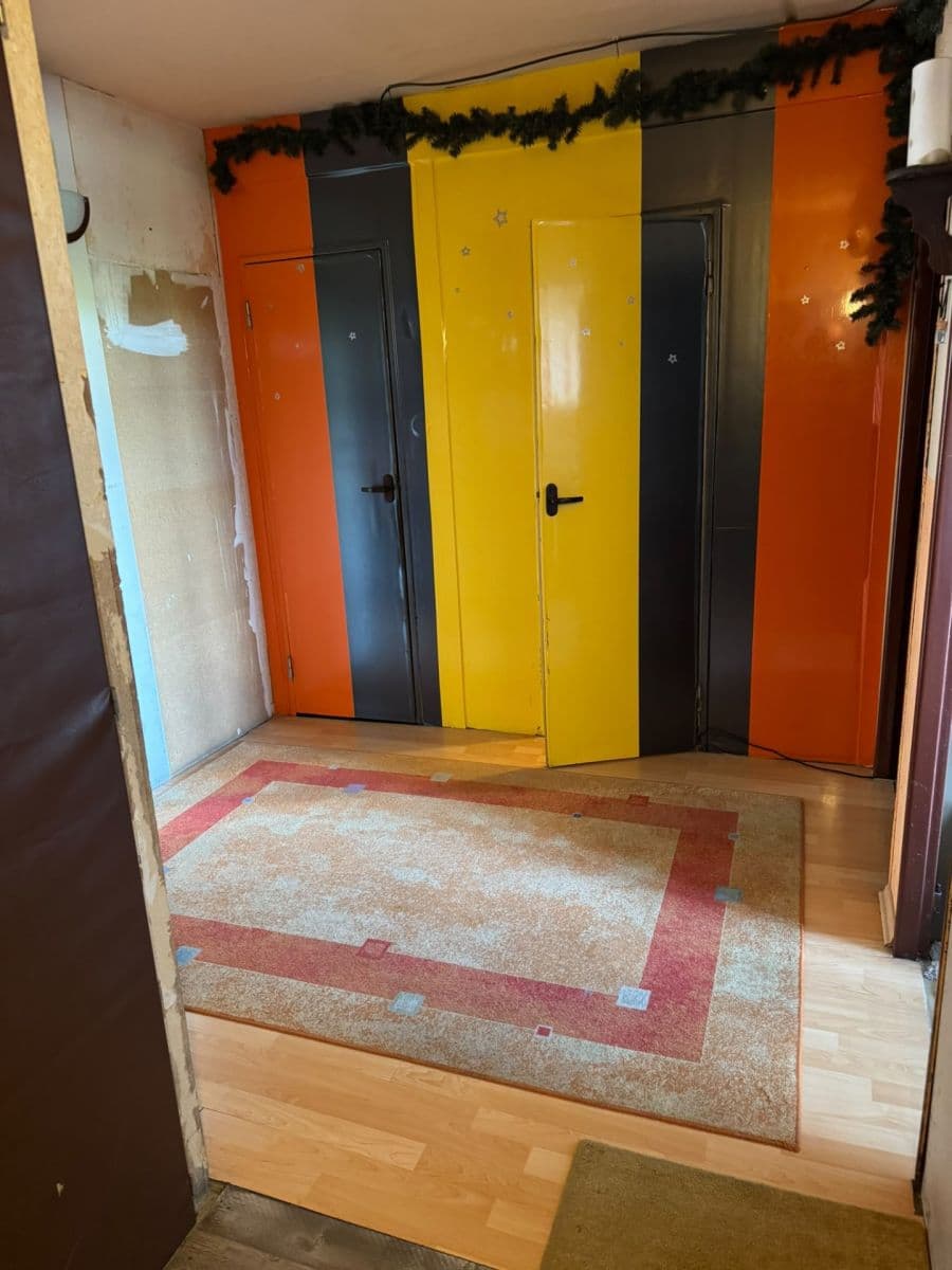 Predaj bytu 3-izbový 73 m², Kmochova, Hostivice, Středočeský kraj Predaj bytu 3-izbový 73 m², Kmochova, Hostivice, Středočeský kraj