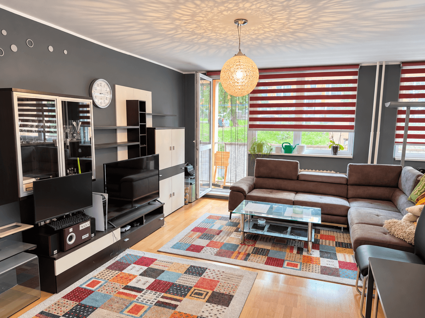 Predaj bytu 3-izbový 73 m², Kmochova, Hostivice, Středočeský kraj Predaj bytu 3-izbový 73 m², Kmochova, Hostivice, Středočeský kraj