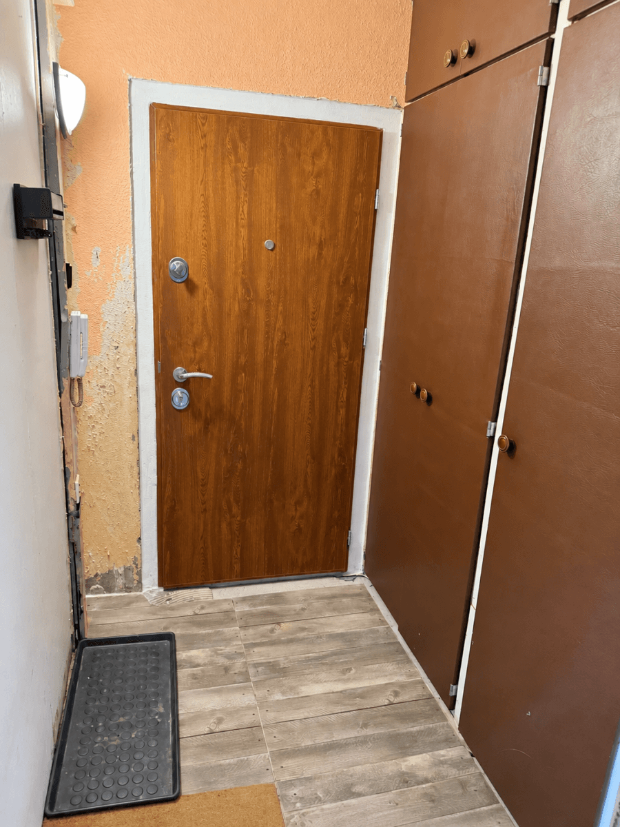 Predaj bytu 3-izbový 73 m², Kmochova, Hostivice, Středočeský kraj Predaj bytu 3-izbový 73 m², Kmochova, Hostivice, Středočeský kraj