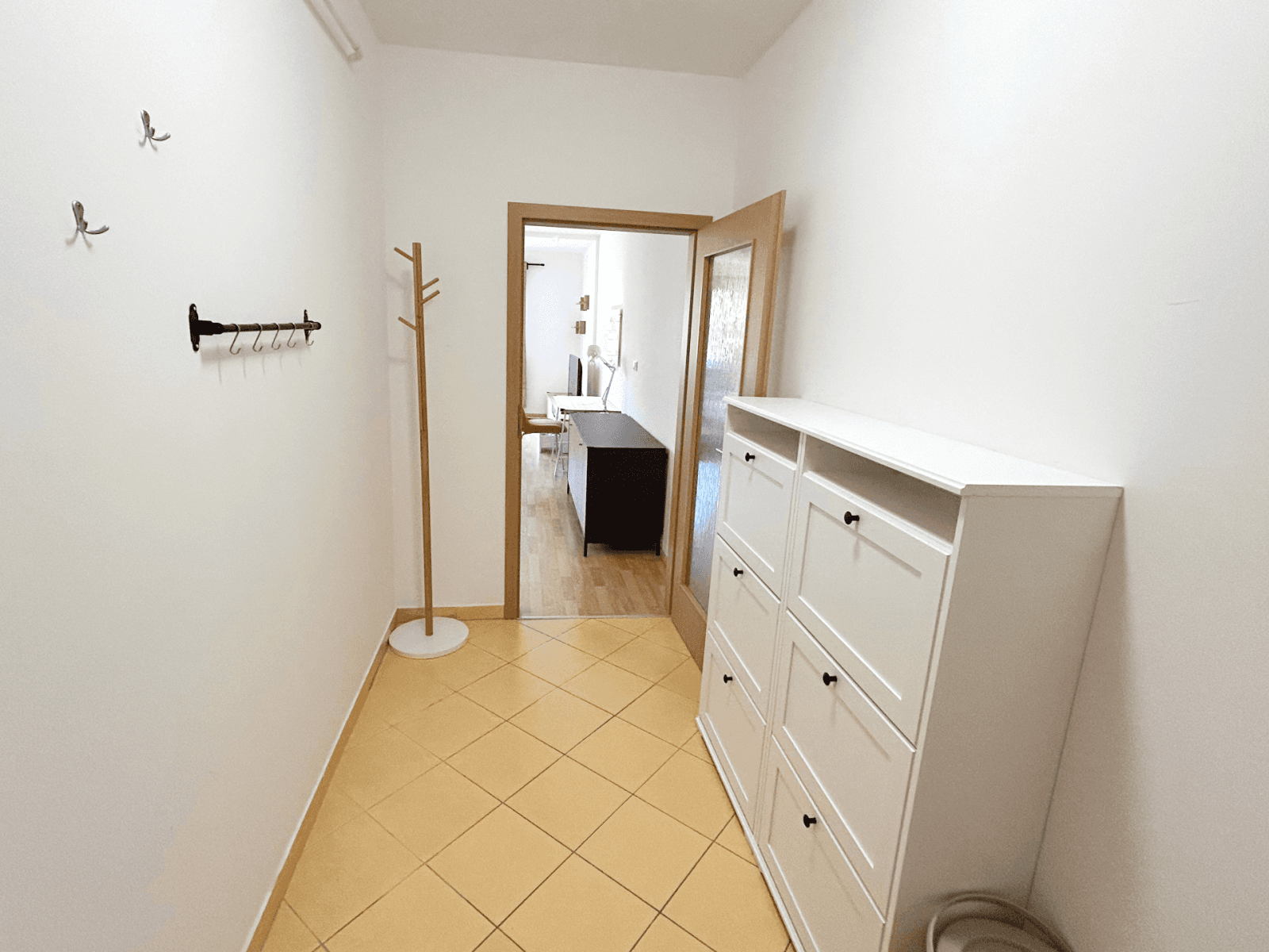Prenájom bytu 3-izbový 77 m², Slévačská, Praha, Praha Prenájom bytu 3-izbový 77 m², Slévačská, Praha, Praha