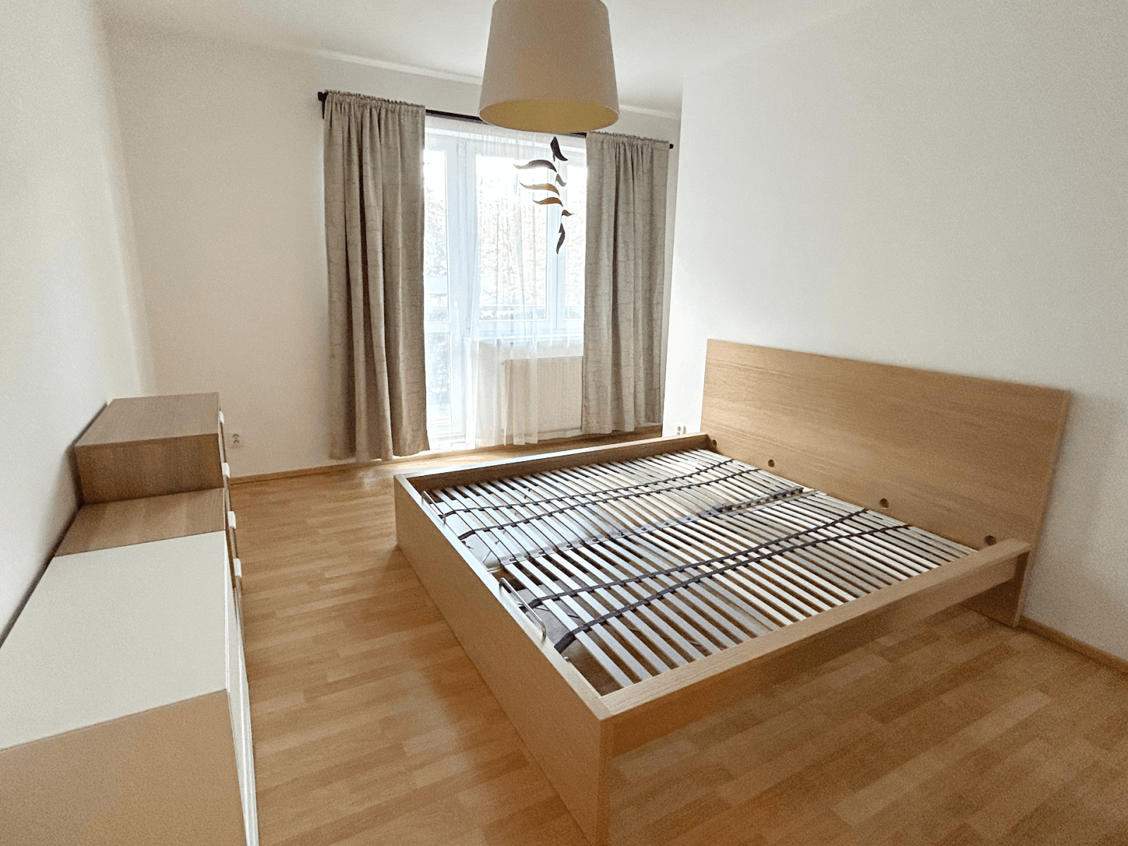 Prenájom bytu 3-izbový 77 m², Slévačská, Praha, Praha Prenájom bytu 3-izbový 77 m², Slévačská, Praha, Praha