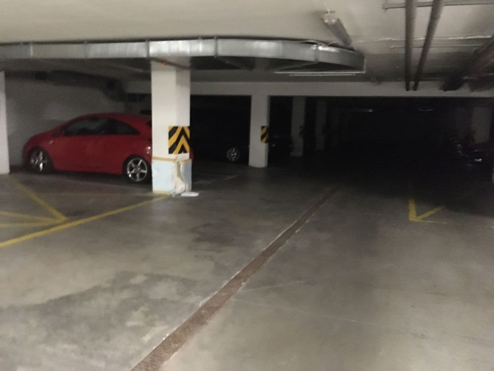 Prenájom garáže 18 m², Novovysočanská, Praha, Praha Prenájom garáže 18 m², Novovysočanská, Praha, Praha