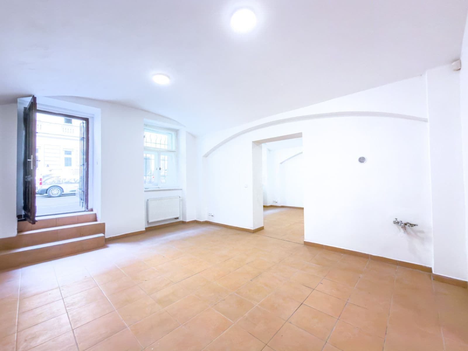 Predaj nebytového priestoru 94 m², Rubešova, Praha, Praha Predaj nebytového priestoru 94 m², Rubešova, Praha, Praha