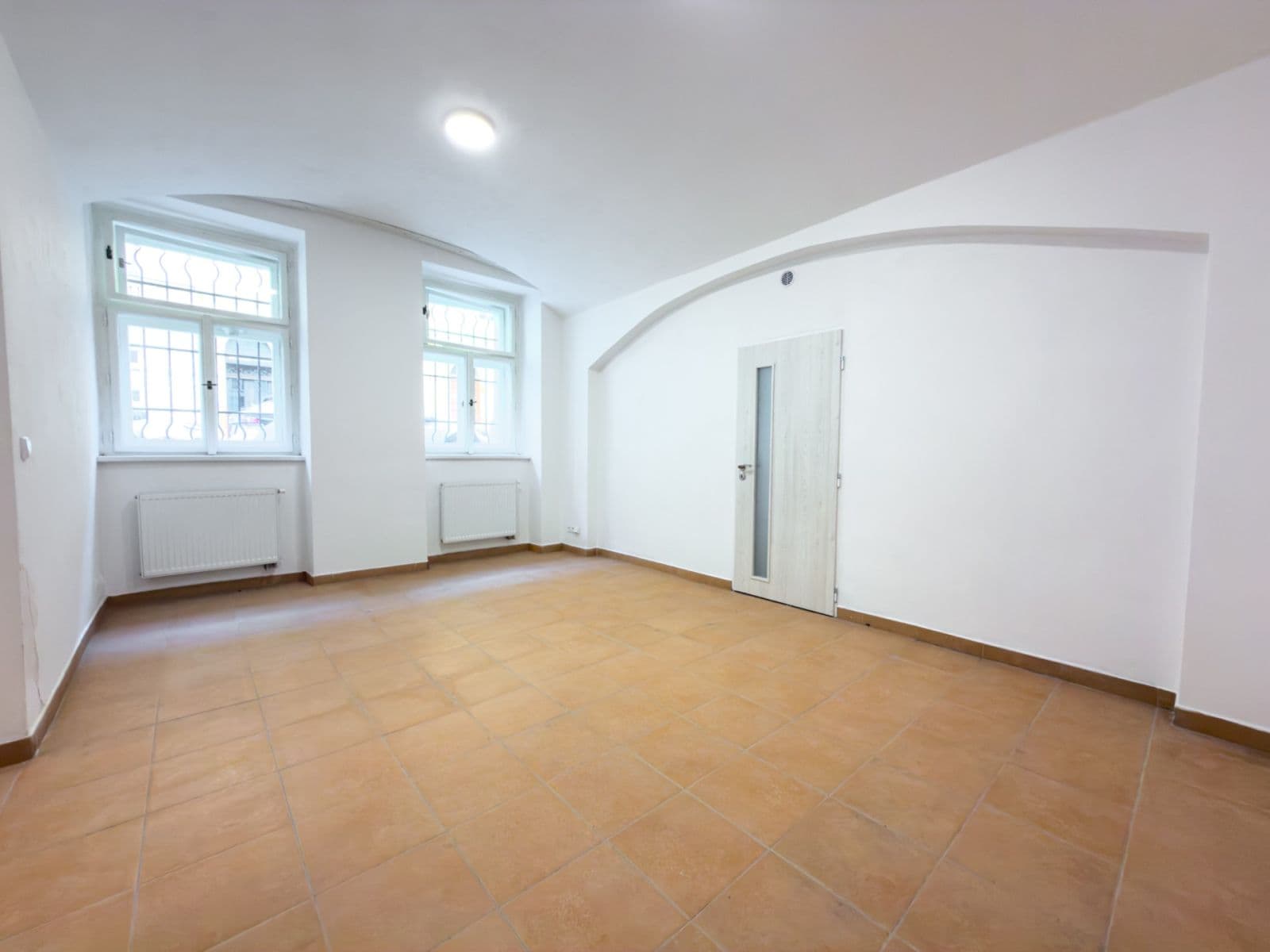 Predaj nebytového priestoru 94 m², Rubešova, Praha, Praha Predaj nebytového priestoru 94 m², Rubešova, Praha, Praha