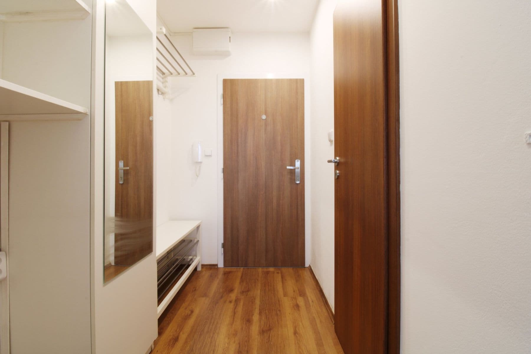 Prenájom bytu 2-izbový 41 m², Platónova, Praha, Praha Prenájom bytu 2-izbový 41 m², Platónova, Praha, Praha