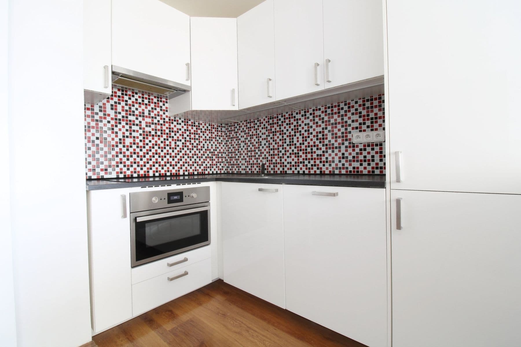 Prenájom bytu 2-izbový 41 m², Platónova, Praha, Praha Prenájom bytu 2-izbový 41 m², Platónova, Praha, Praha