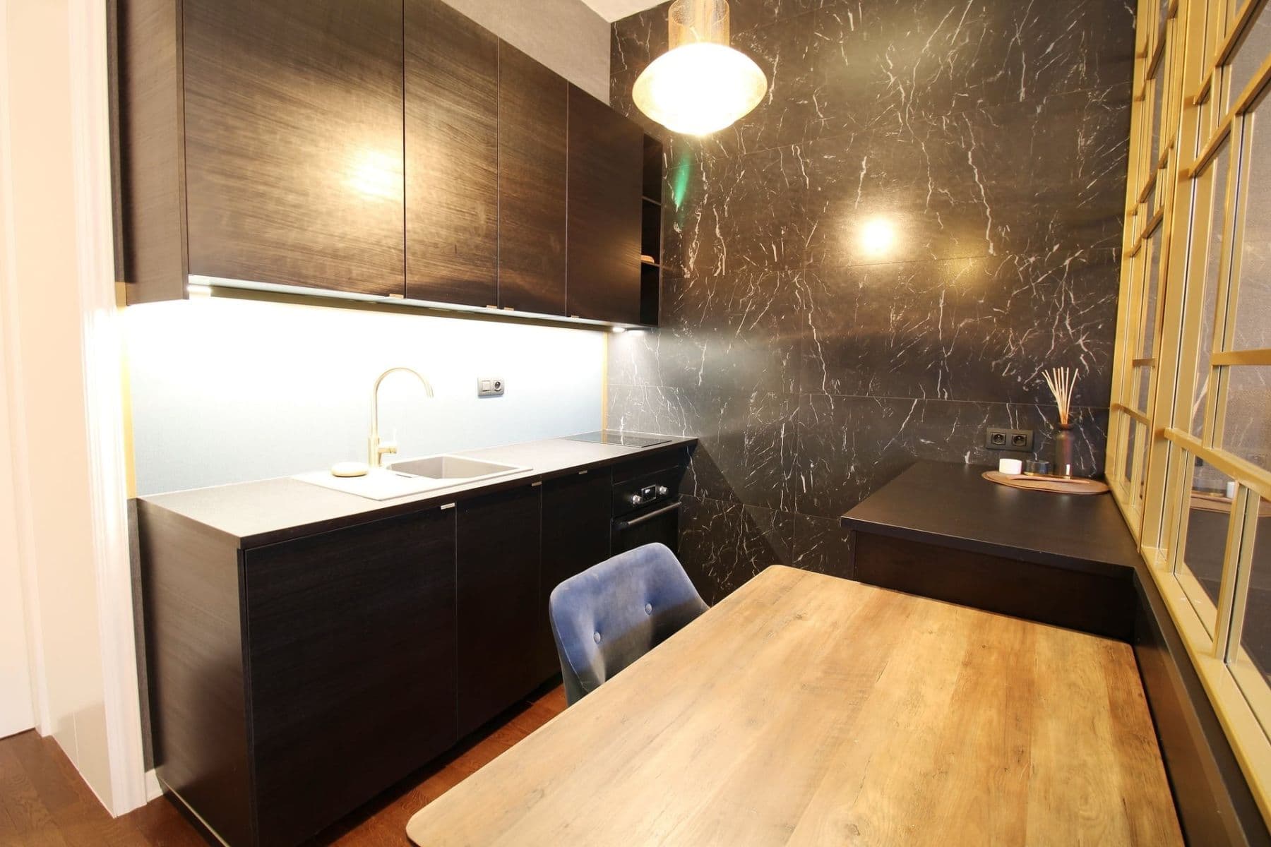 Prenájom bytu 1-izbový 41 m², Mánesova, Praha, Praha Prenájom bytu 1-izbový 41 m², Mánesova, Praha, Praha