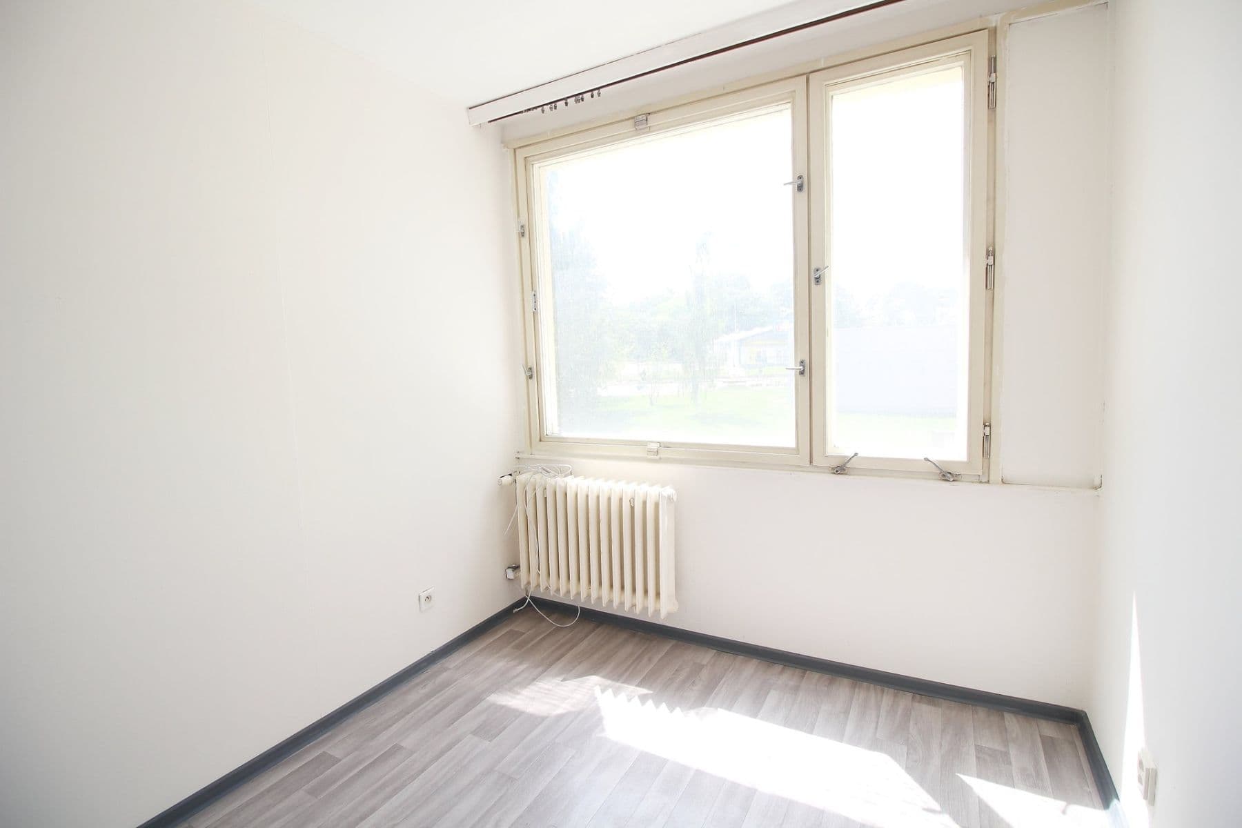 Prenájom bytu 3-izbový 58 m², Americká, Kladno, Středočeský kraj Prenájom bytu 3-izbový 58 m², Americká, Kladno, Středočeský kraj