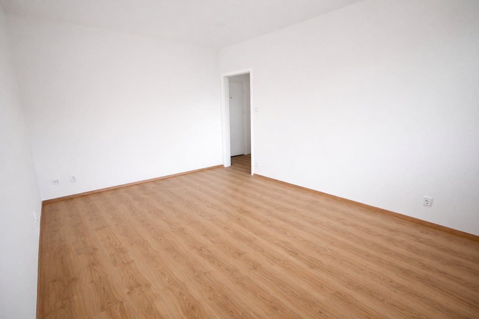 Prenájom bytu 1-izbový 35 m², Hostýnská, Praha, Praha Prenájom bytu 1-izbový 35 m², Hostýnská, Praha, Praha