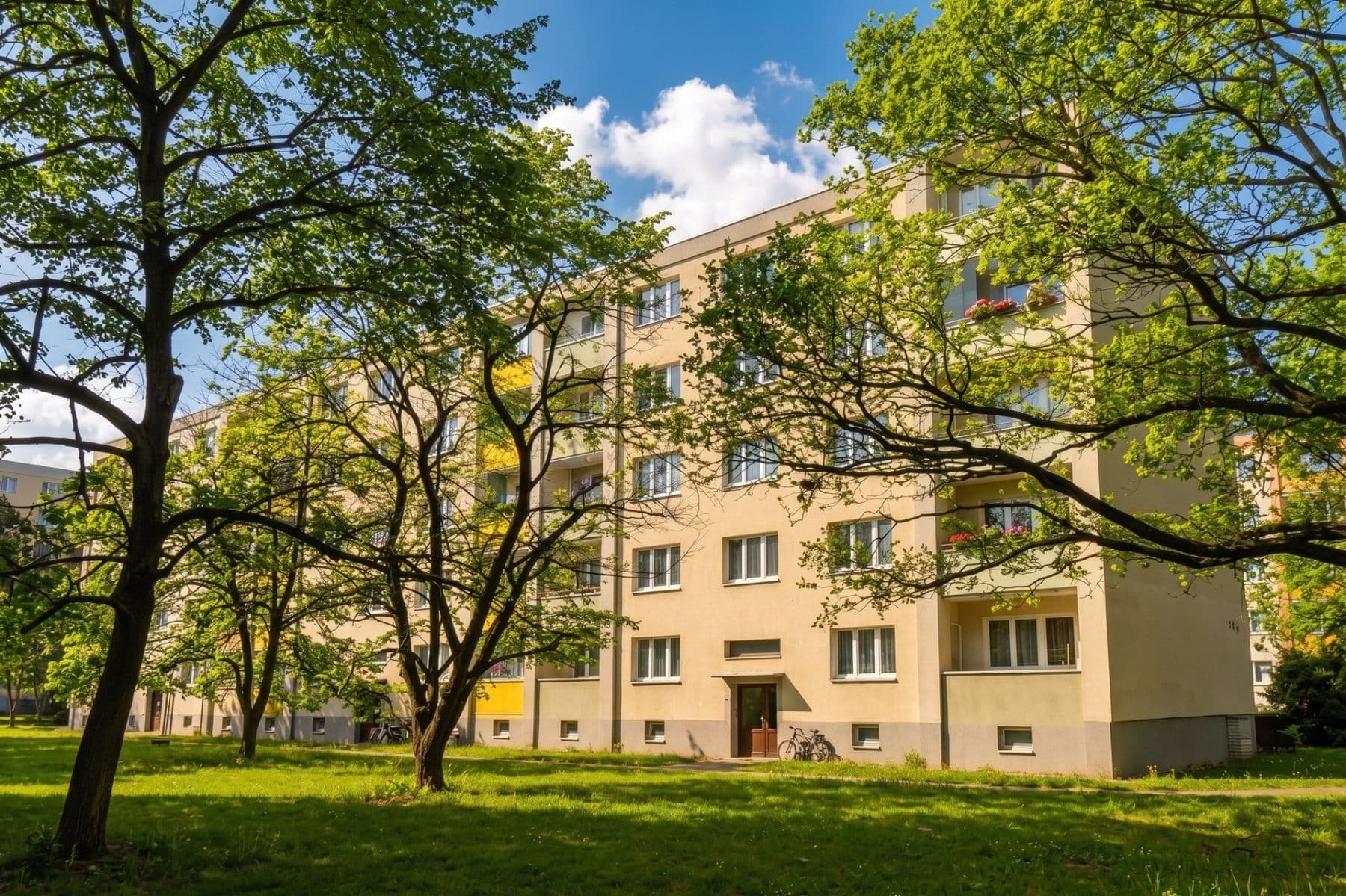Prenájom bytu 1-izbový 35 m², Hostýnská, Praha, Praha Prenájom bytu 1-izbový 35 m², Hostýnská, Praha, Praha
