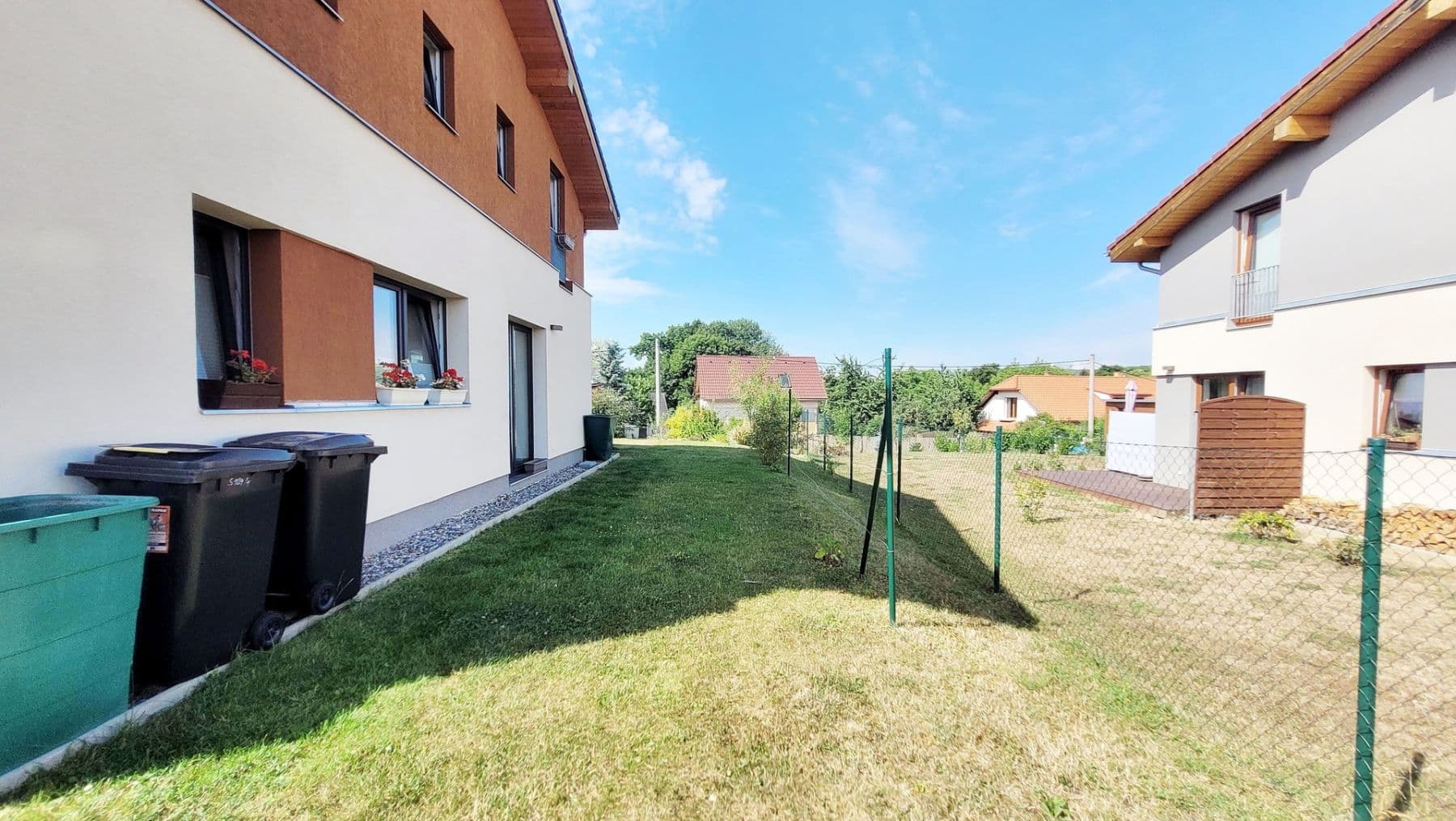 Prenájom bytu 3-izbový 78 m², Na Pastvinách, Svinaře, Středočeský kraj Prenájom bytu 3-izbový 78 m², Na Pastvinách, Svinaře, Středočeský kraj