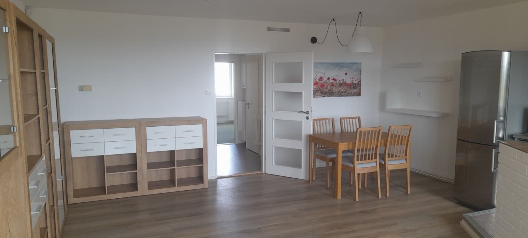 Prenájom bytu 3-izbový 78 m², Lumiérů, Praha, Praha Prenájom bytu 3-izbový 78 m², Lumiérů, Praha, Praha