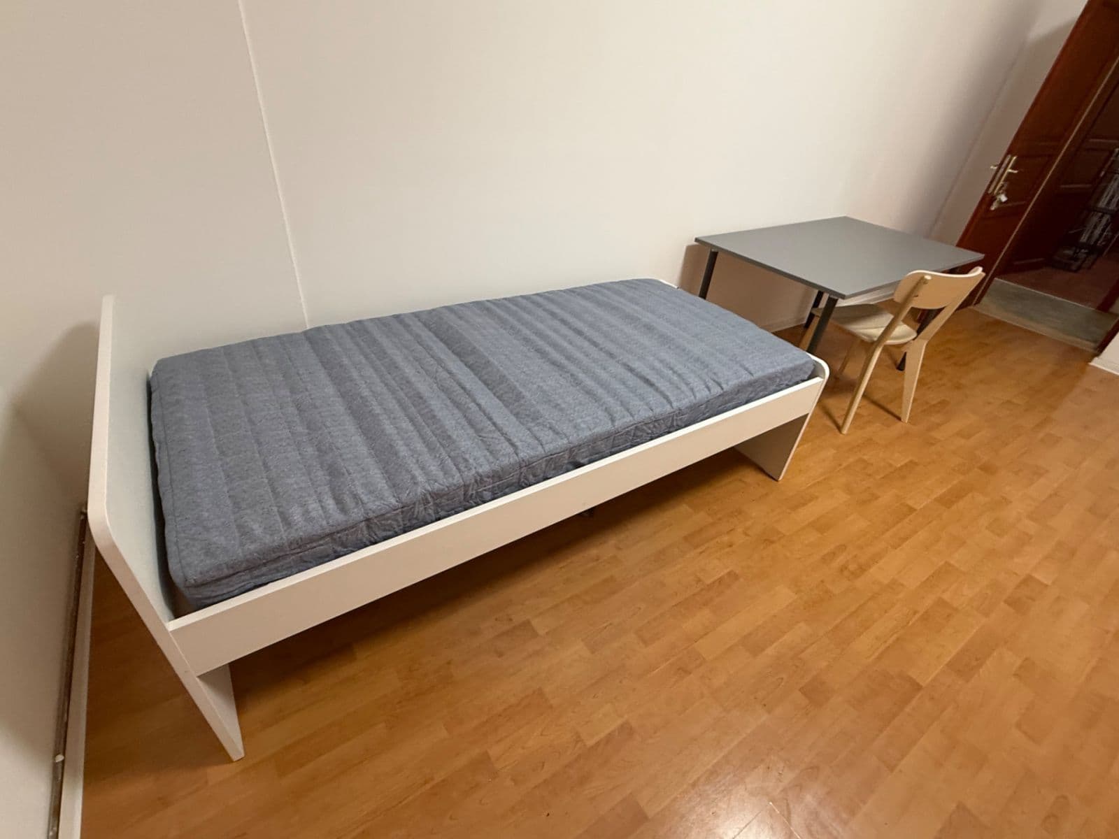 Prenájom bytu 1-izbový 20 m², Sokolovská, Praha, Praha Prenájom bytu 1-izbový 20 m², Sokolovská, Praha, Praha