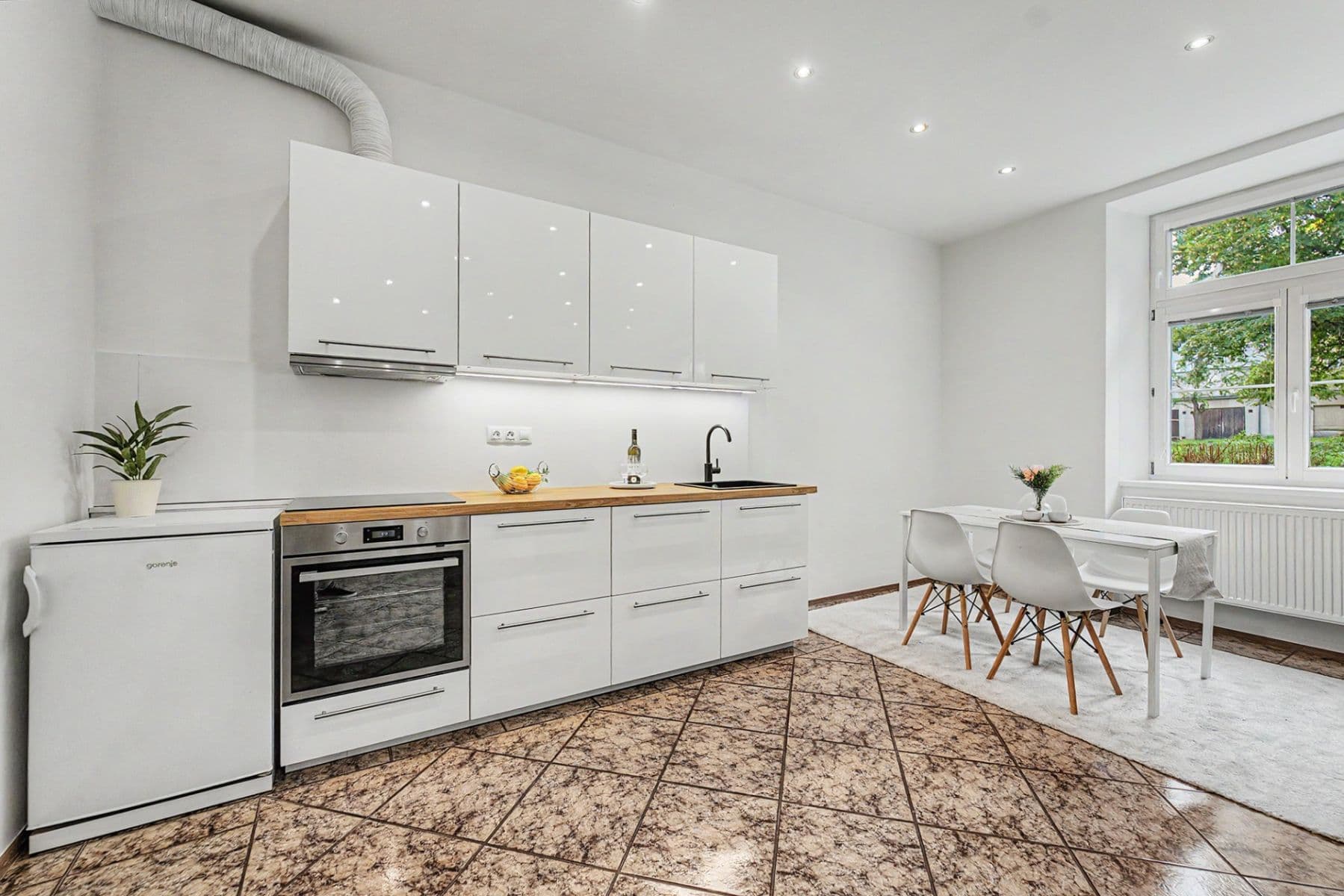 Predaj bytu 2-izbový 60 m², Lounských, Praha, Praha Predaj bytu 2-izbový 60 m², Lounských, Praha, Praha
