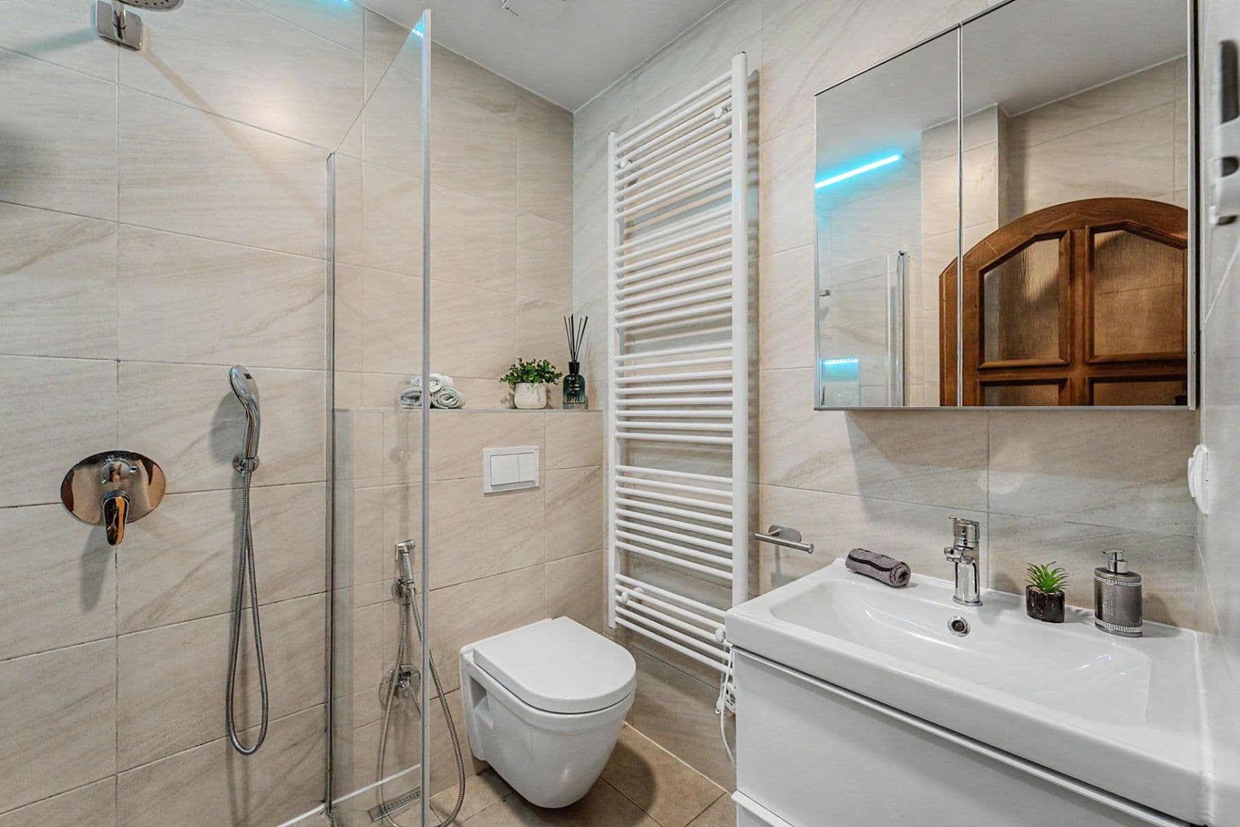 Predaj bytu 2-izbový 60 m², Lounských, Praha, Praha Predaj bytu 2-izbový 60 m², Lounských, Praha, Praha