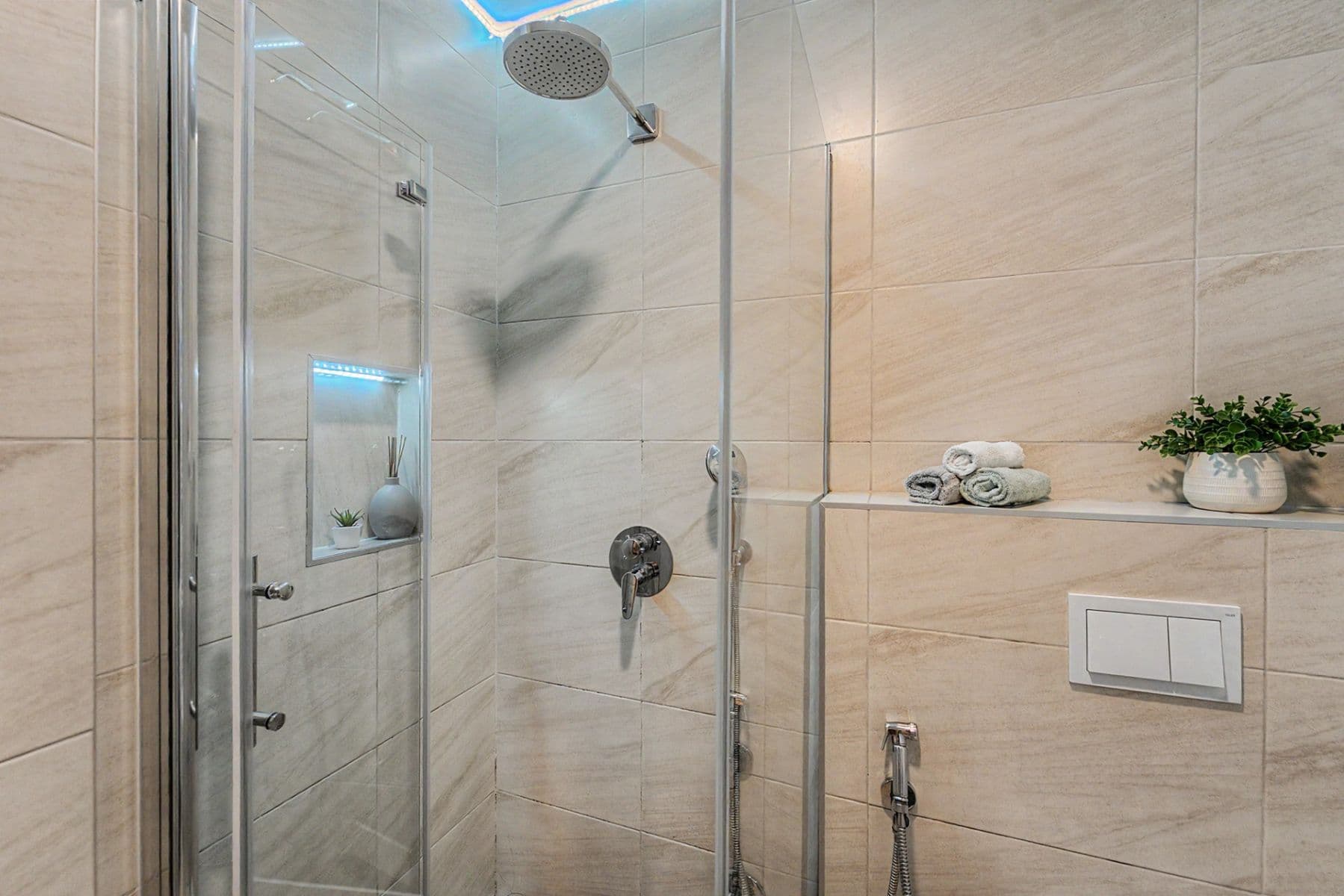Predaj bytu 2-izbový 60 m², Lounských, Praha, Praha Predaj bytu 2-izbový 60 m², Lounských, Praha, Praha
