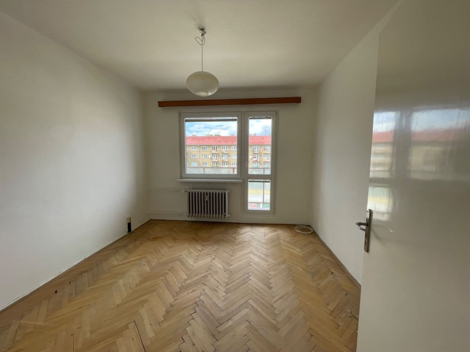 Predaj bytu 3-izbový 70 m², Vrchlického, Kladno, Středočeský kraj Predaj bytu 3-izbový 70 m², Vrchlického, Kladno, Středočeský kraj