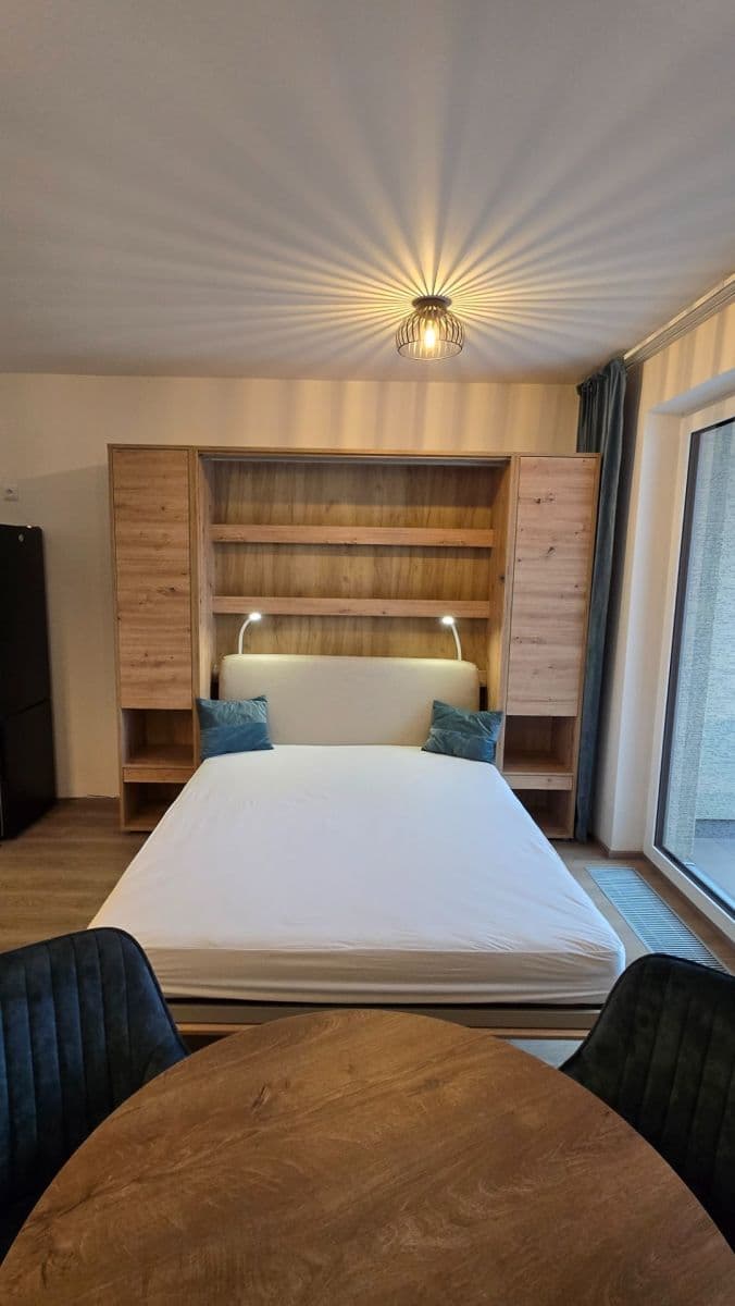 Prenájom bytu 1-izbový 32 m², Klapálkova, Praha, Praha Prenájom bytu 1-izbový 32 m², Klapálkova, Praha, Praha