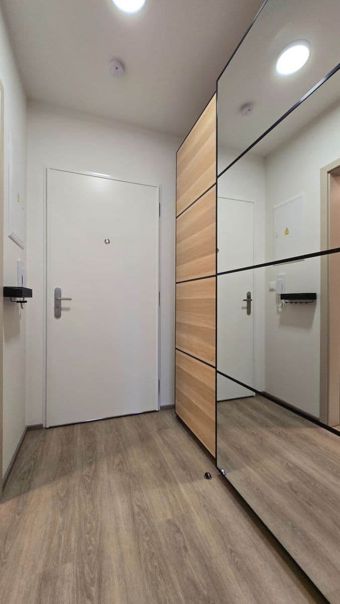 Prenájom bytu 1-izbový 32 m², Klapálkova, Praha, Praha Prenájom bytu 1-izbový 32 m², Klapálkova, Praha, Praha
