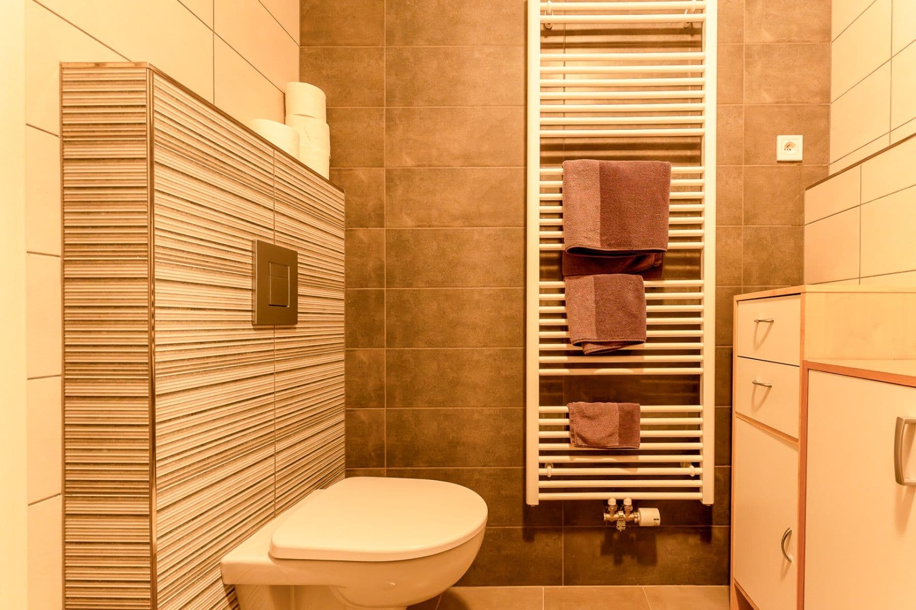 Predaj bytu 3-izbový 97 m², Mikuláše z Husi, České Budějovice, Jihočeský kraj Predaj bytu 3-izbový 97 m², Mikuláše z Husi, České Budějovice, Jihočeský kraj