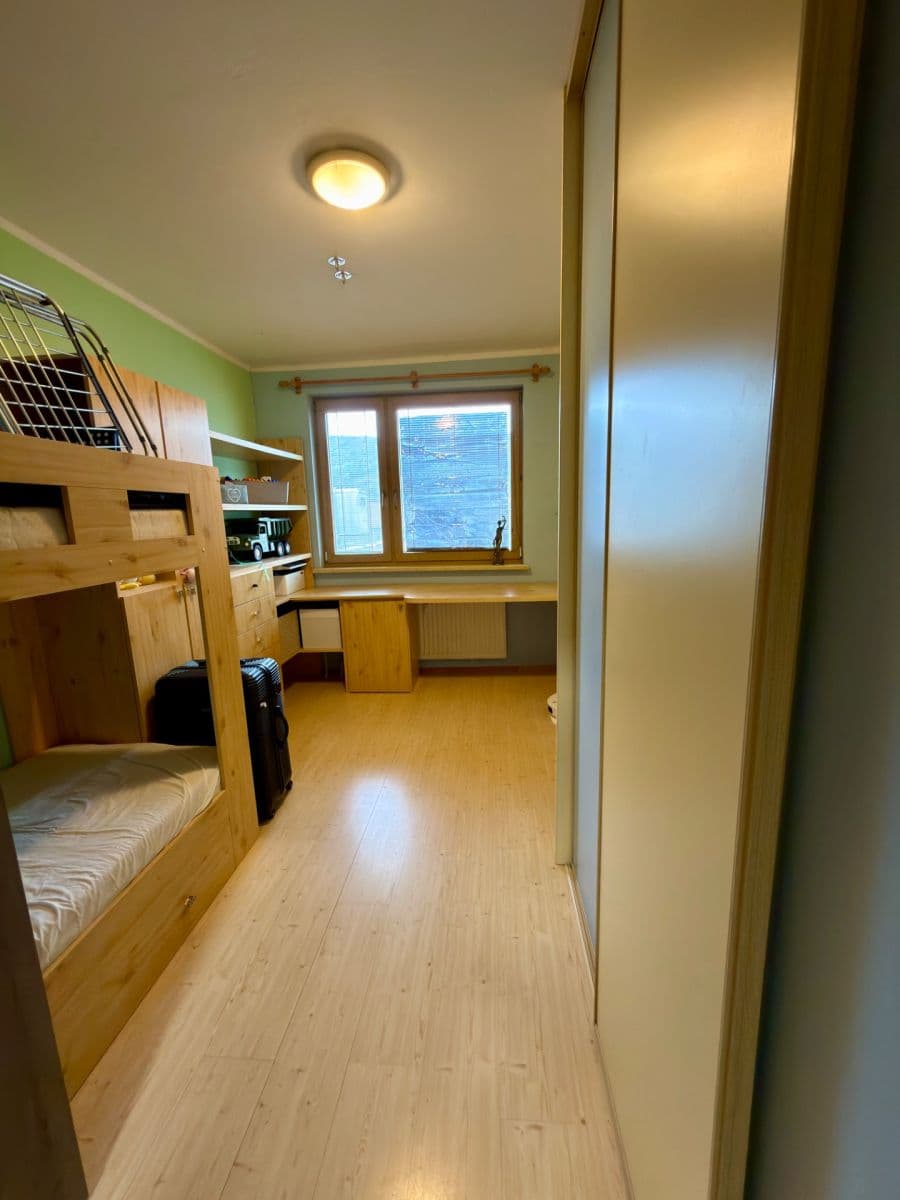 Predaj bytu 3-izbový 70 m², Eisnerova, Devínska Nová Ves, Bratislavský kraj Predaj bytu 3-izbový 70 m², Eisnerova, Devínska Nová Ves, Bratislavský kraj