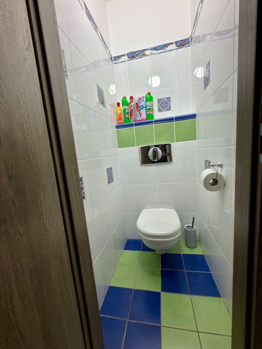 Predaj bytu 3-izbový 70 m², Eisnerova, Devínska Nová Ves, Bratislavský kraj Predaj bytu 3-izbový 70 m², Eisnerova, Devínska Nová Ves, Bratislavský kraj