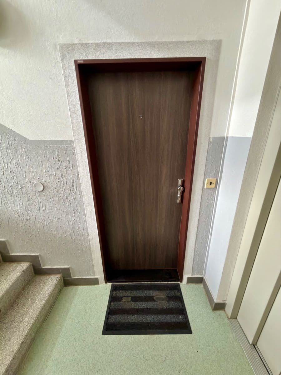 Predaj bytu 3-izbový 70 m², Eisnerova, Devínska Nová Ves, Bratislavský kraj Predaj bytu 3-izbový 70 m², Eisnerova, Devínska Nová Ves, Bratislavský kraj