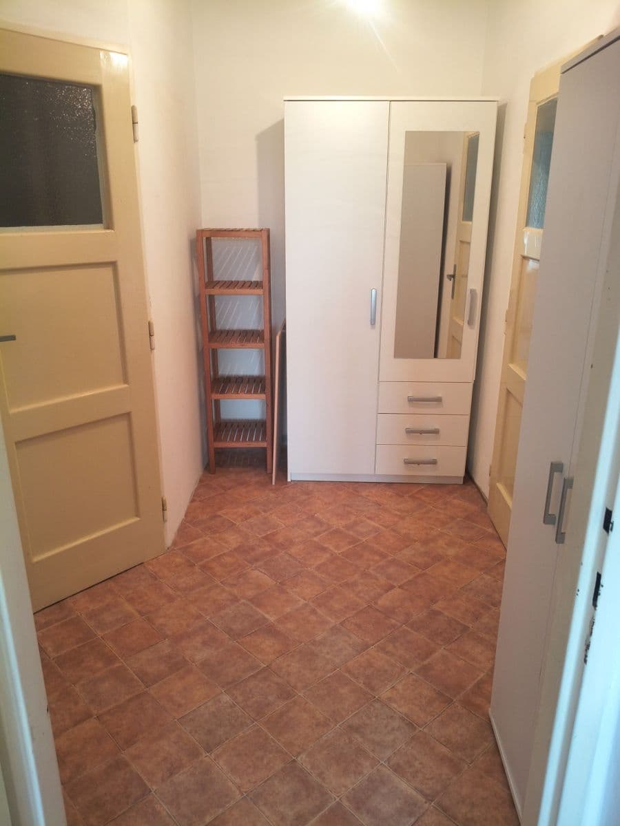 Prenájom bytu 1-izbový 26 m², Na Petřinách, Praha, Praha Prenájom bytu 1-izbový 26 m², Na Petřinách, Praha, Praha