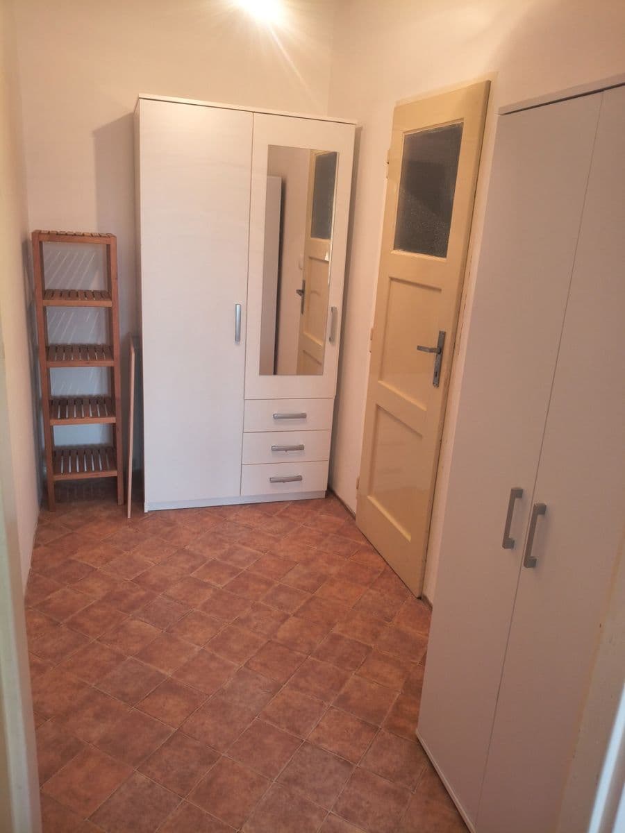 Prenájom bytu 1-izbový 26 m², Na Petřinách, Praha, Praha Prenájom bytu 1-izbový 26 m², Na Petřinách, Praha, Praha