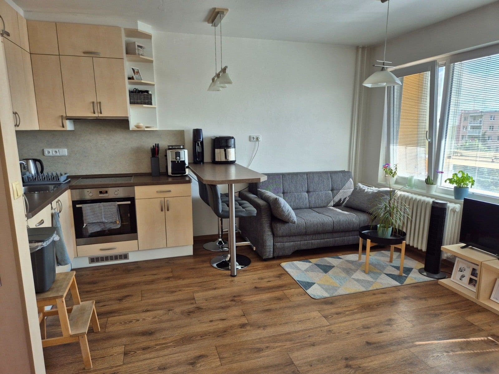 Prenájom bytu 1-izbový 33 m², Švermova, Brno, Jihomoravský kraj Prenájom bytu 1-izbový 33 m², Švermova, Brno, Jihomoravský kraj