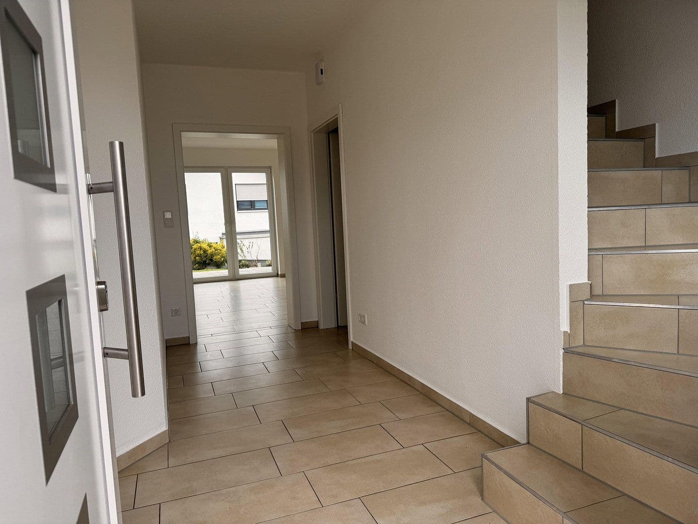 Predaj domu 120 m², pozemok 425 m², Habichtswald, Hesensko Predaj domu 120 m², pozemok 425 m², Habichtswald, Hesensko