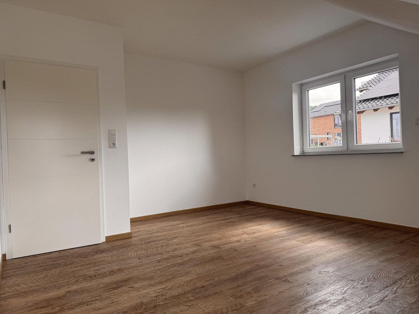 Predaj domu 120 m², pozemok 425 m², Habichtswald, Hesensko Predaj domu 120 m², pozemok 425 m², Habichtswald, Hesensko
