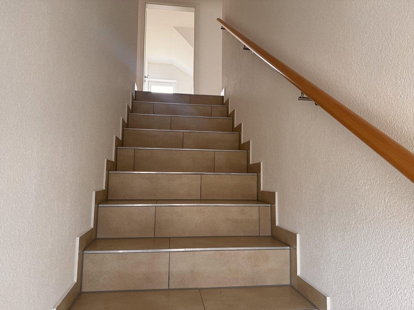 Predaj domu 120 m², pozemok 425 m², Habichtswald, Hesensko Predaj domu 120 m², pozemok 425 m², Habichtswald, Hesensko