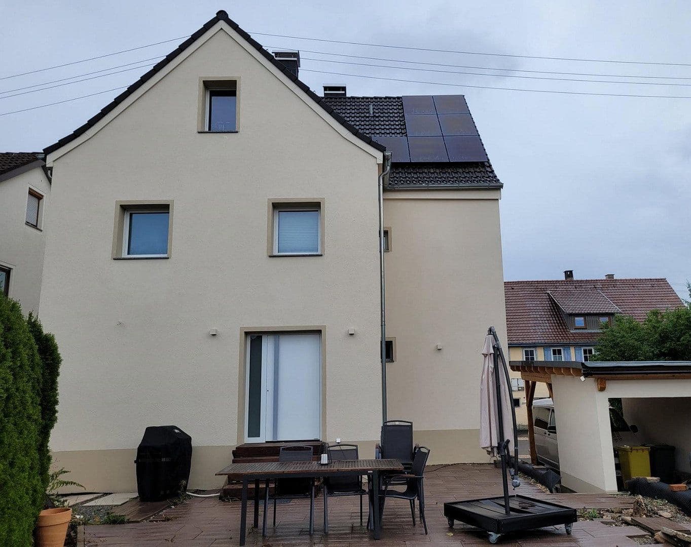 Predaj domu 205 m², pozemok 523 m², Tuningen, Bádensko-Wurttembersko Predaj domu 205 m², pozemok 523 m², Tuningen, Bádensko-Wurttembersko