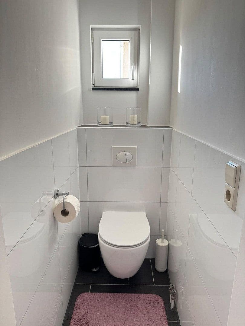 Predaj domu 205 m², pozemok 523 m², Tuningen, Bádensko-Wurttembersko Predaj domu 205 m², pozemok 523 m², Tuningen, Bádensko-Wurttembersko
