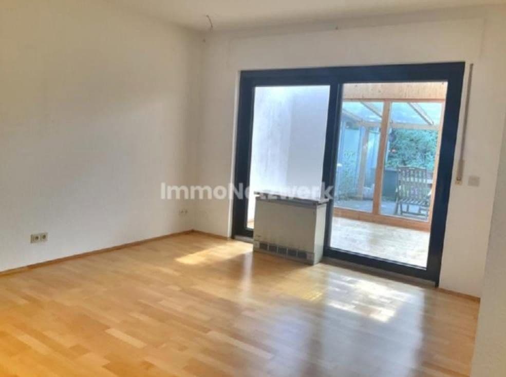 Predaj domu 90 m², pozemok 206 m², Kenn, Porýnie-Falcko Predaj domu 90 m², pozemok 206 m², Kenn, Porýnie-Falcko